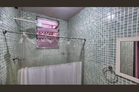 Casa à venda com 131m², 3 quartos e sem vagaBanheiro 2