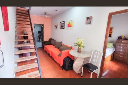 Casa à venda com 131m², 3 quartos e sem vagaSala 1