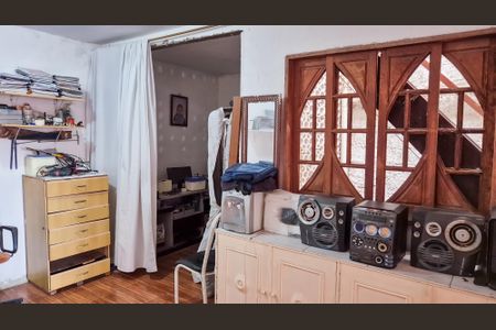 Casa à venda com 131m², 3 quartos e sem vagaSala 2