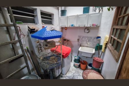 Casa à venda com 131m², 3 quartos e sem vagaÁrea de Serviço