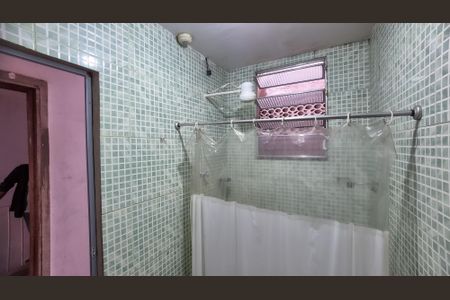 Casa à venda com 131m², 3 quartos e sem vagaBanheiro 2