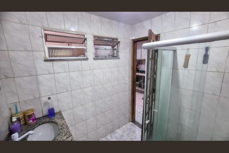 Casa à venda com 131m², 3 quartos e sem vagaBanheiro 1