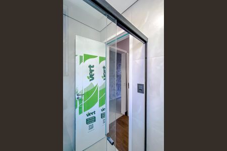 Apartamento à venda com 80m², 2 quartos e sem vaga Apartamento à venda com 80m², 2 quartos e sem vagaBanheiro da Suíte