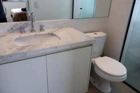 Apartamento à venda com 66m², 2 quartos e 1 vagaBanheiro da Suíte 2