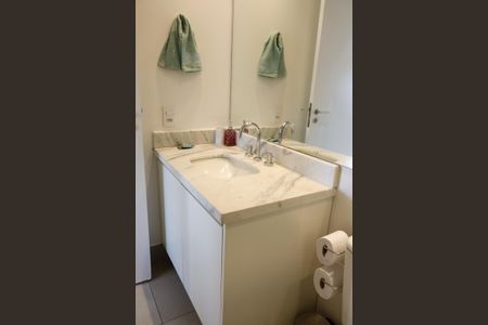 Apartamento à venda com 66m², 2 quartos e 1 vagaBanheiro Social