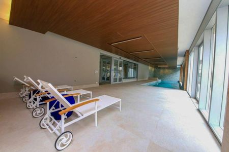 Apartamento à venda com 66m², 2 quartos e 1 vagaÁrea comum - Piscina