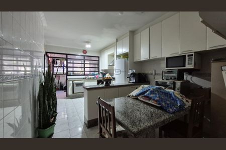 Apartamento à venda com 190m², 4 quartos e 3 vagasCozinha