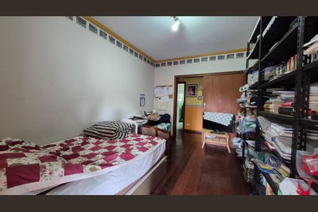 Apartamento à venda com 190m², 4 quartos e 3 vagasQuarto