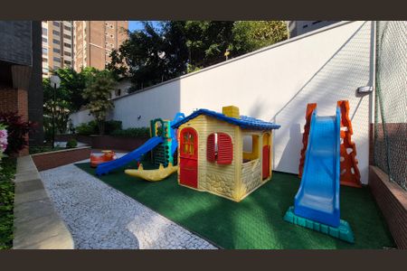 Apartamento à venda com 190m², 4 quartos e 3 vagasPlayground