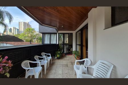 Apartamento à venda com 190m², 4 quartos e 3 vagasSala