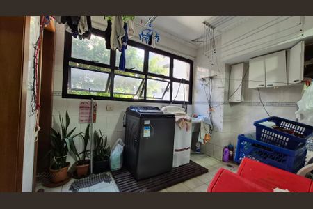 Apartamento à venda com 190m², 4 quartos e 3 vagasLavanderia