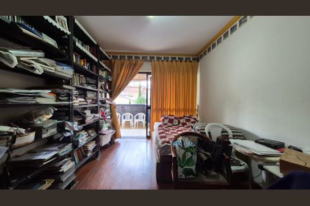 Apartamento à venda com 190m², 4 quartos e 3 vagasQuarto