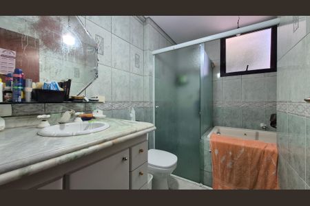 Apartamento à venda com 190m², 4 quartos e 3 vagasBanheiro da suíte 3
