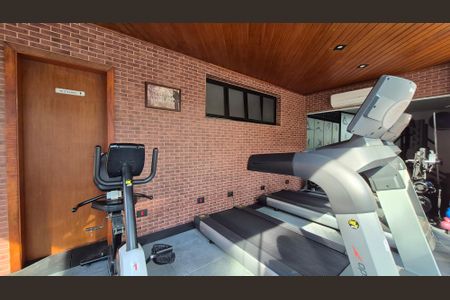 Apartamento à venda com 190m², 4 quartos e 3 vagasAcademia