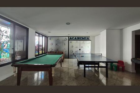 Apartamento à venda com 190m², 4 quartos e 3 vagasÁrea comum