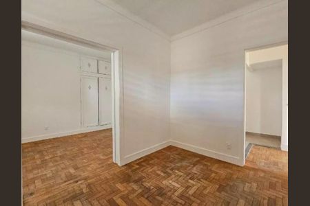 Casa à venda com 375m², 6 quartos e 2 vagas