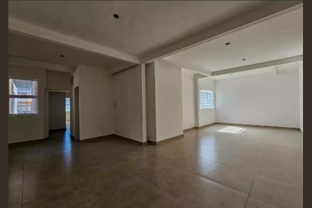 Casa à venda com 375m², 6 quartos e 2 vagas
