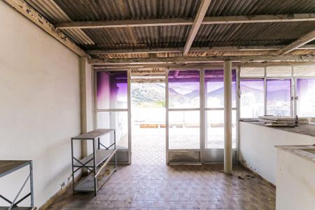 Casa à venda com 320m², 3 quartos e 1 vagaTerraço