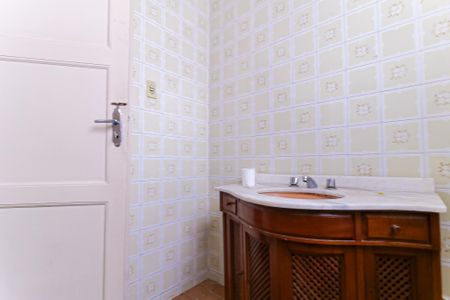 Casa à venda com 320m², 3 quartos e 1 vagaBanheiro