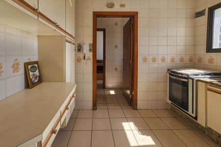 Apartamento para alugar com 121m², 3 quartos e 1 vaga Apartamento para alugar com 121m², 3 quartos e 1 vagaCozinha