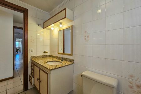 Apartamento para alugar com 121m², 3 quartos e 1 vaga Apartamento para alugar com 121m², 3 quartos e 1 vagaBanheiro da Suíte