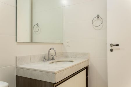 Apartamento à venda com 94m², 3 quartos e 2 vagasBanheiro Social