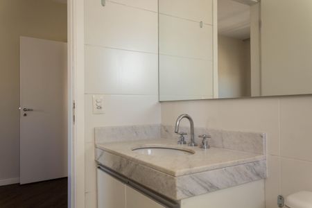 Apartamento à venda com 94m², 3 quartos e 2 vagasBanheiro da Suíte 1