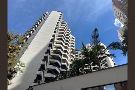 Apartamento à venda com 125m², 3 quartos e 2 vagas Apartamento à venda com 125m², 3 quartos e 2 vagasFachada do Prédio