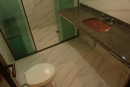 Apartamento à venda com 125m², 3 quartos e 2 vagasBanheiro da Suíte