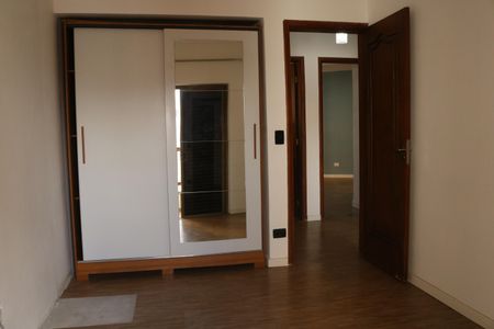 Apartamento à venda com 125m², 3 quartos e 2 vagasQuarto 2