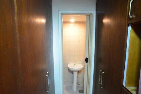 Apartamento à venda com 167m², 4 quartos e 3 vagasBanheiro de Serviço