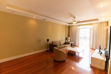 Sala de apartamento à venda com 4 quartos, 142m² em Icaraí, Niterói