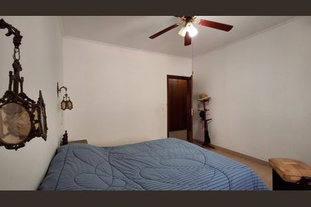 Casa à venda com 260m², 3 quartos e 3 vagas Casa à venda com 260m², 3 quartos e 3 vagasSuíte