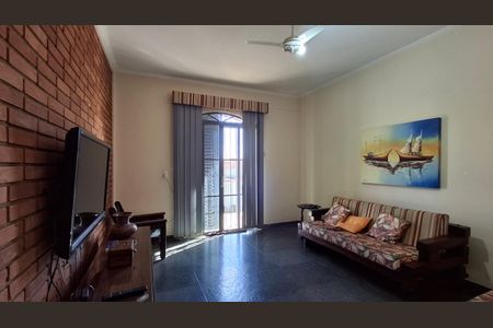 Casa à venda com 260m², 3 quartos e 3 vagas Casa à venda com 260m², 3 quartos e 3 vagasSala 2