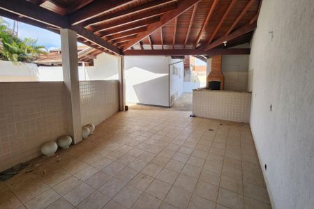 Casa para alugar com 492m², 3 quartos e 2 vagasChurrasqueira
