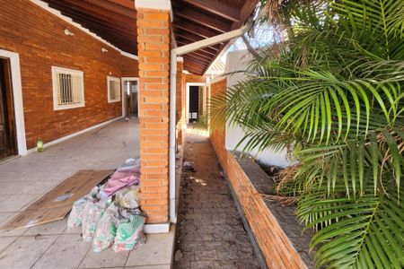 Casa para alugar com 492m², 3 quartos e 2 vagasQuintal