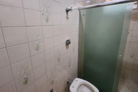 Casa para alugar com 492m², 3 quartos e 2 vagasBanheiro