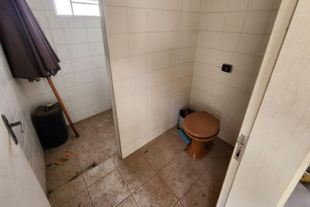 Casa para alugar com 492m², 3 quartos e 2 vagasBanheiro da Churrasqueira