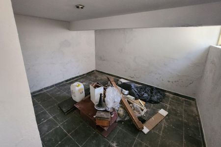 Casa para alugar com 492m², 3 quartos e 2 vagasPorão