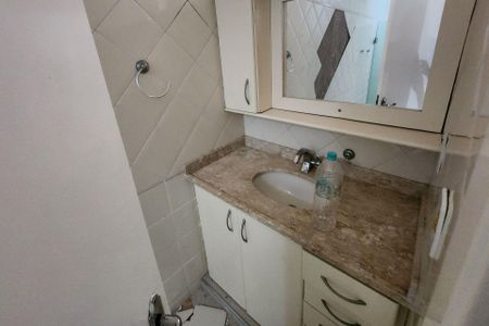 Casa para alugar com 492m², 3 quartos e 2 vagasBanheiro da Suíte