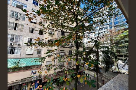 Apartamento à venda com 110m², 2 quartos e 1 vagaVista da Varanda do Quarto