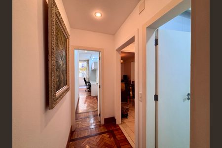 Apartamento à venda com 110m², 2 quartos e 1 vagaCorredor
