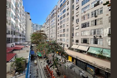 Apartamento à venda com 110m², 2 quartos e 1 vagaVista da Varanda do Quarto