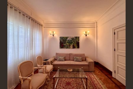 Apartamento à venda com 110m², 2 quartos e 1 vagaSala