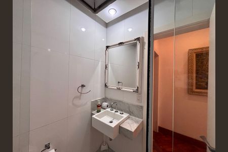 Apartamento à venda com 110m², 2 quartos e 1 vagaBanheiro Social