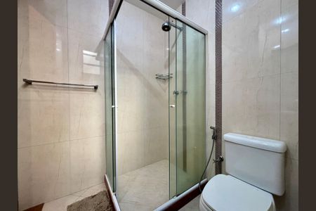 Apartamento à venda com 110m², 2 quartos e 1 vagaBanheiro da Suíte