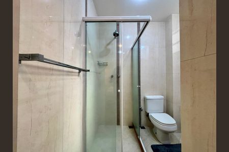 Apartamento à venda com 110m², 2 quartos e 1 vagaBanheiro da Suíte
