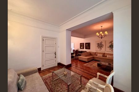 Apartamento à venda com 110m², 2 quartos e 1 vagaSala