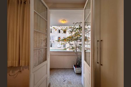 Apartamento à venda com 110m², 2 quartos e 1 vagaQuarto