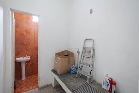 Casa à venda com 200m², 4 quartos e 4 vagasQuarto de serviço 